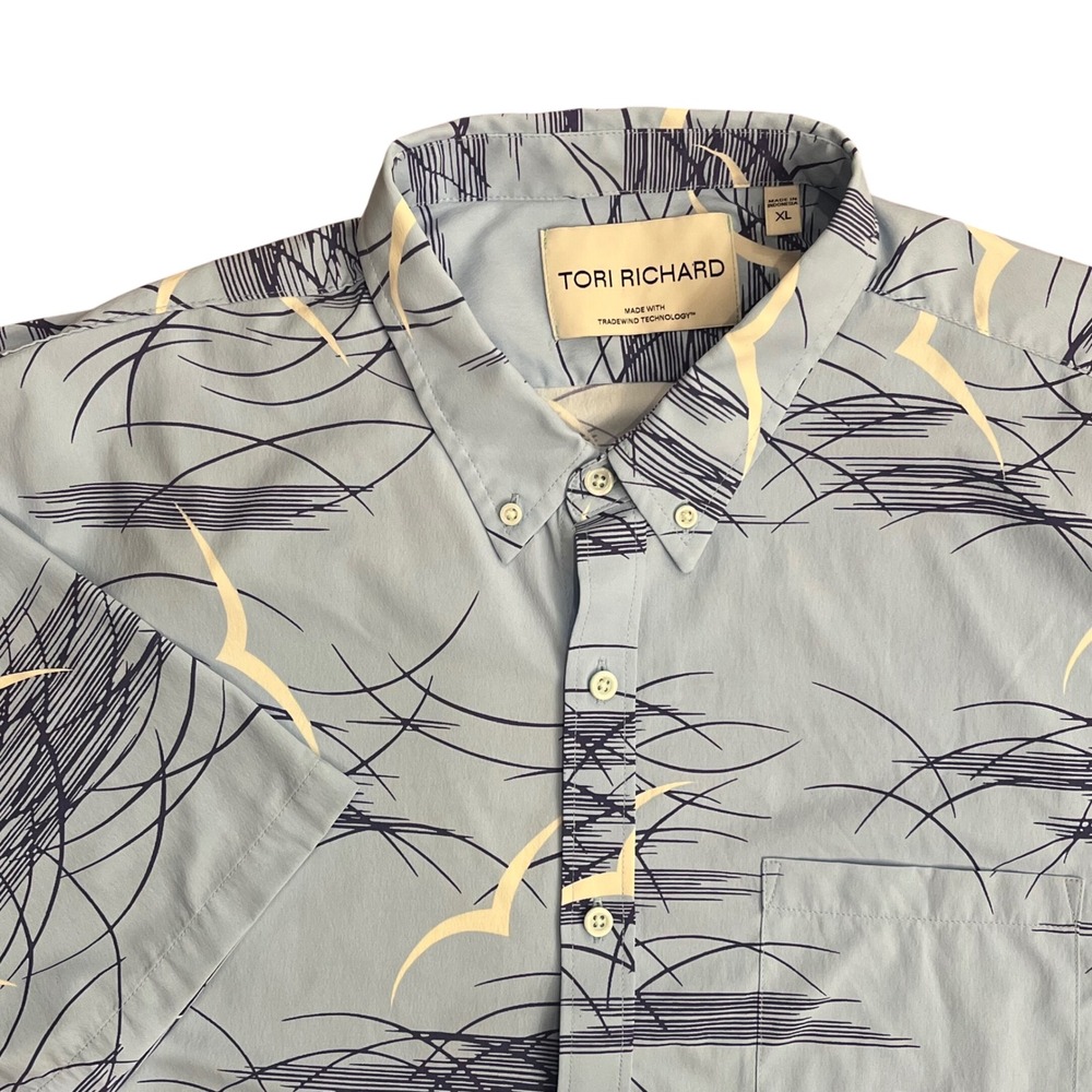 Tori Richard Button Down Shirt Mens XL Blue Abstract Seagull Tradewind Tech